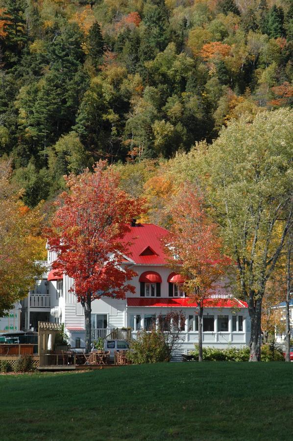 Auberge La Courtepointe Петит-Ривьер-Сен-Франсуа Экстерьер фото